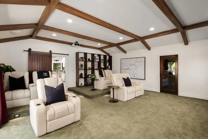 16810 Via De Santa Fe, Rancho Santa Fe, California 92067