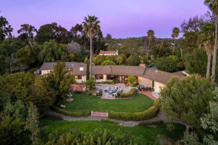 16810 Via De Santa Fe, Rancho Santa Fe, California 92067