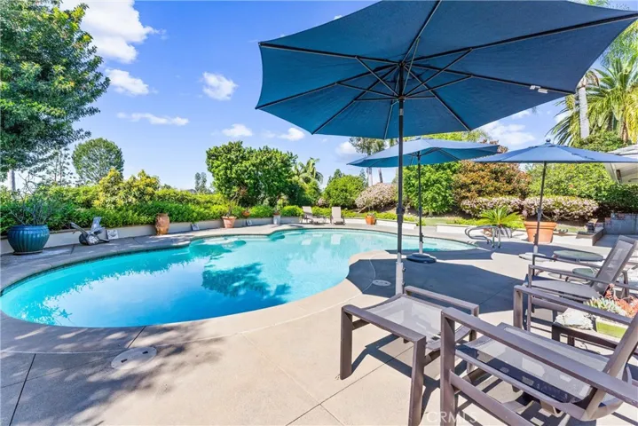 11562 Vista Mar, Santa Ana, California 92705