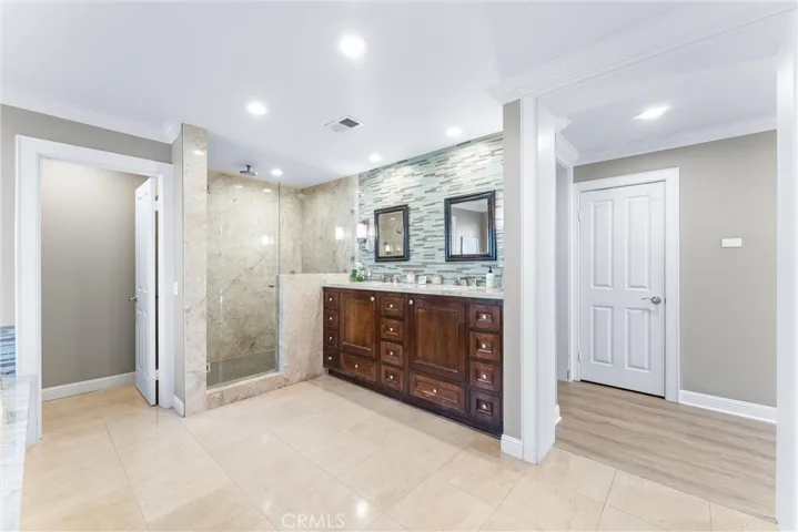 11562 Vista Mar, Santa Ana, California 92705