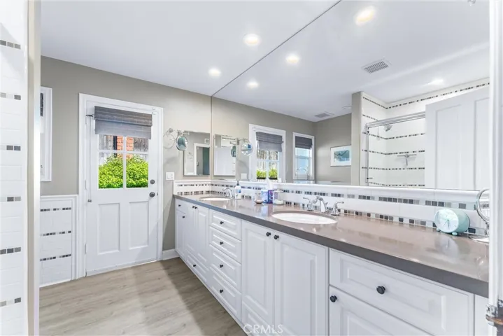 11562 Vista Mar, Santa Ana, California 92705