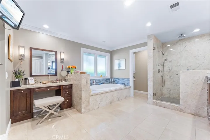 11562 Vista Mar, Santa Ana, California 92705