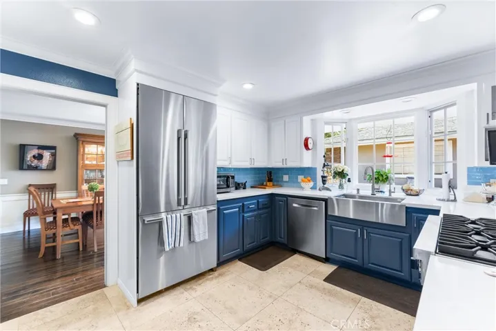 11562 Vista Mar, Santa Ana, California 92705