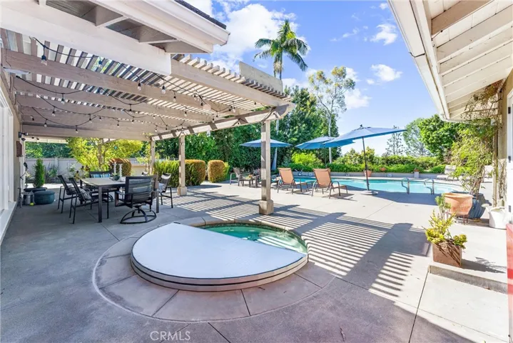 11562 Vista Mar, Santa Ana, California 92705