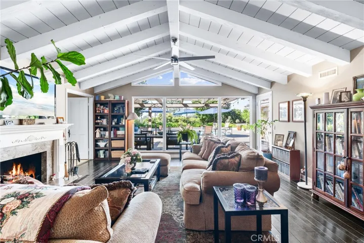 11562 Vista Mar, Santa Ana, California 92705