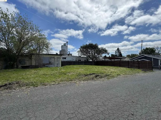 0 Madrone Lane, Petaluma, California 94952