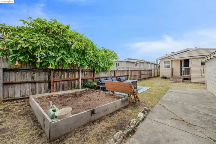 6218 Hilton St., Oakland, California 94605