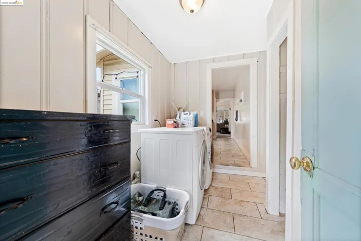 6218 Hilton St., Oakland, California 94605
