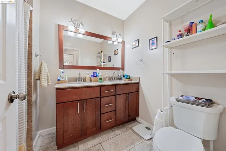 6218 Hilton St., Oakland, California 94605