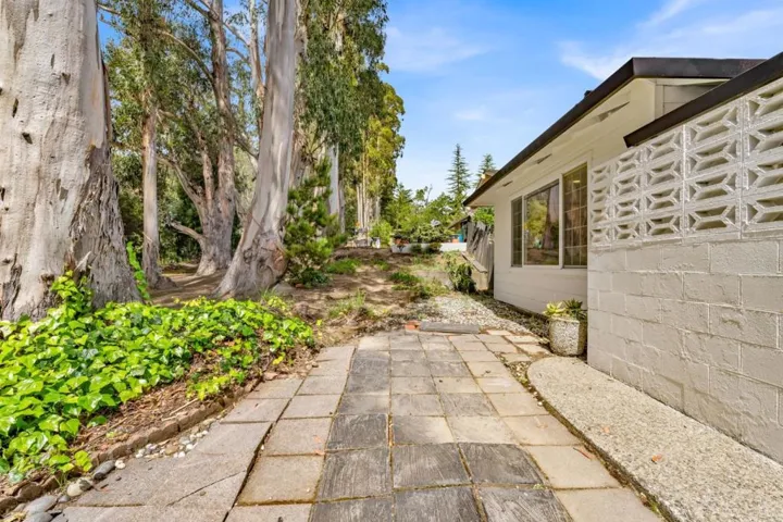 1680 Skyline Boulevard, Burlingame, California 94010