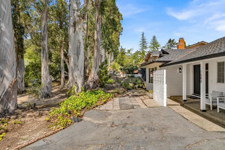 1680 Skyline Boulevard, Burlingame, California 94010