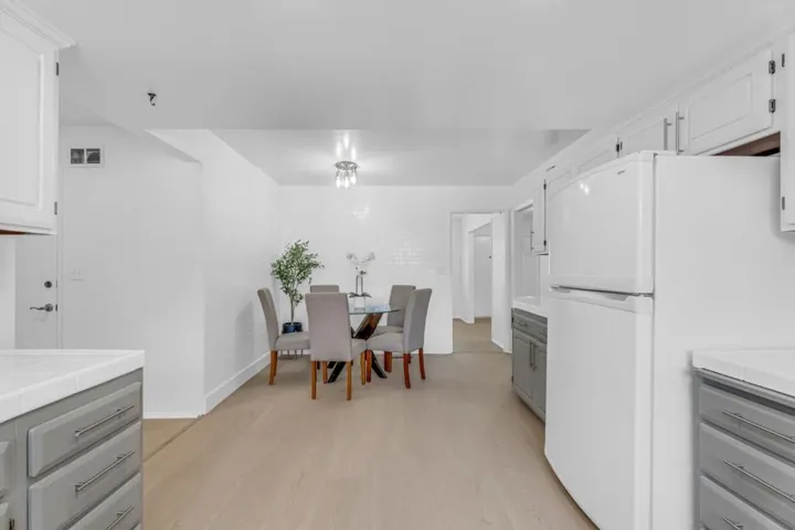 1680 Skyline Boulevard, Burlingame, California 94010