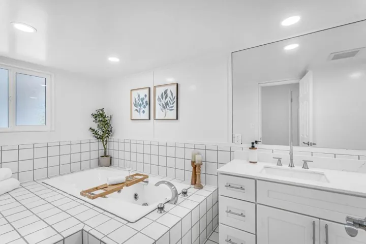 1680 Skyline Boulevard, Burlingame, California 94010