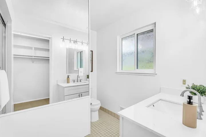 1680 Skyline Boulevard, Burlingame, California 94010