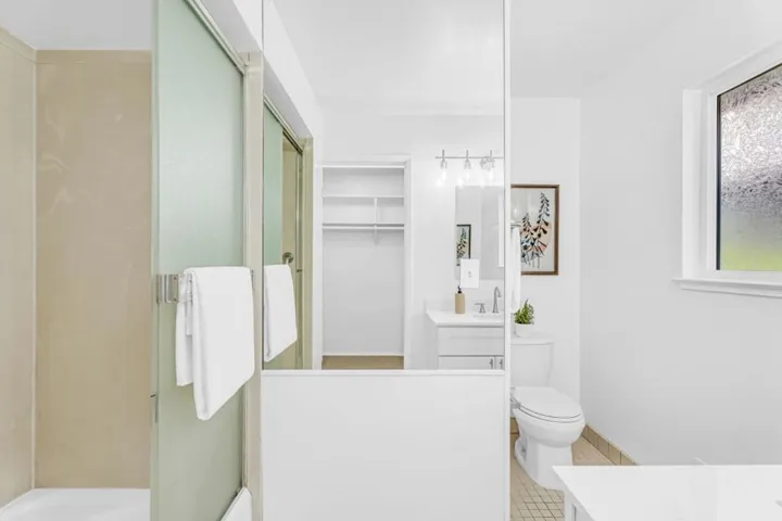 1680 Skyline Boulevard, Burlingame, California 94010