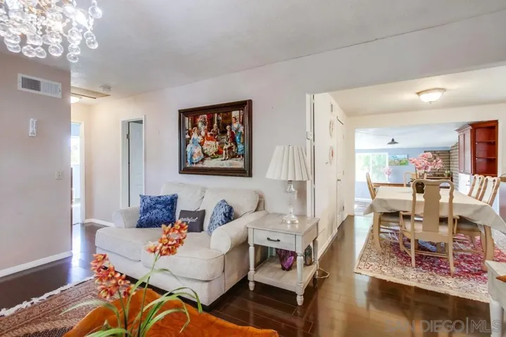 13402 Carriage Rd, Poway, California 92064