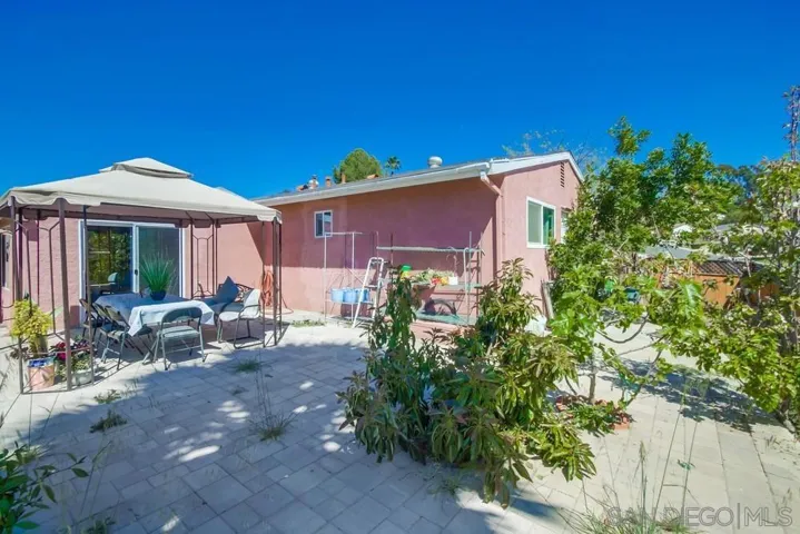 13402 Carriage Rd, Poway, California 92064