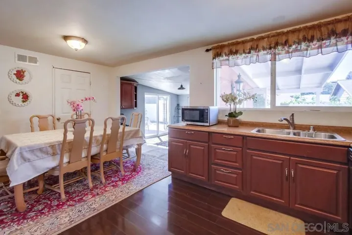 13402 Carriage Rd, Poway, California 92064