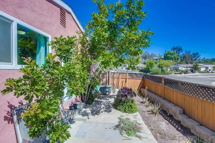 13402 Carriage Rd, Poway, California 92064