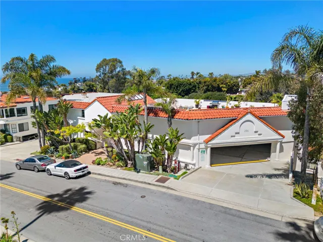 206 Avenida Montalvo 2, San Clemente, California 92672