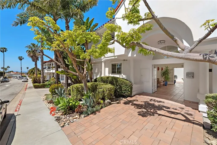 206 Avenida Montalvo 2, San Clemente, California 92672