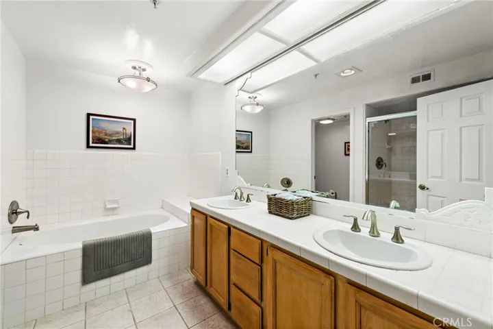 206 Avenida Montalvo 2, San Clemente, California 92672