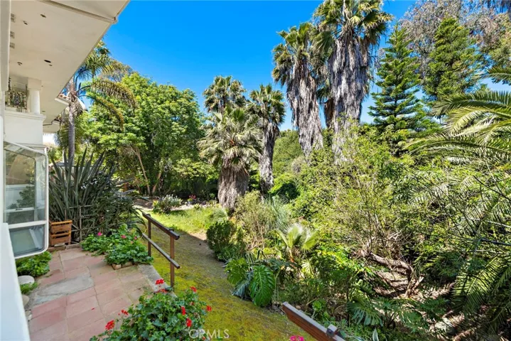 206 Avenida Montalvo 2, San Clemente, California 92672