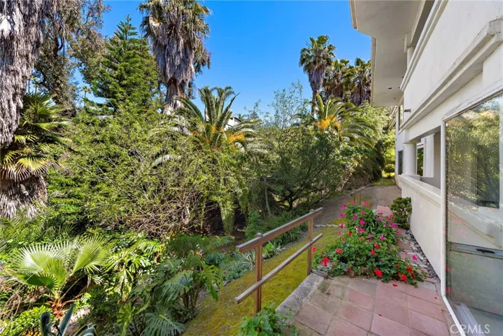 206 Avenida Montalvo 2, San Clemente, California 92672