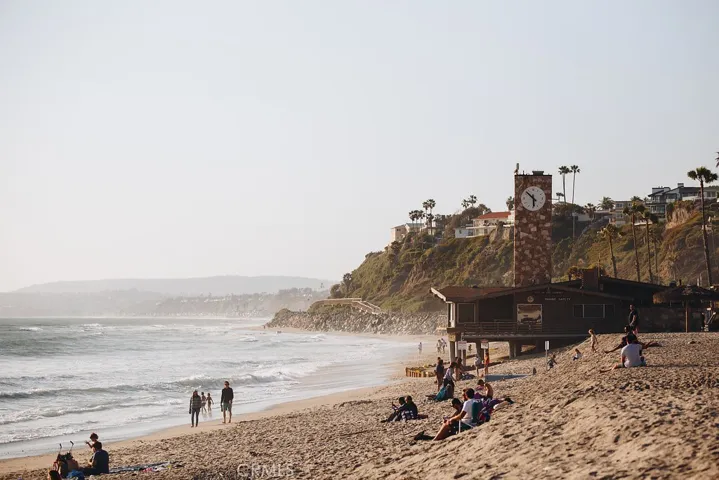 206 Avenida Montalvo 2, San Clemente, California 92672
