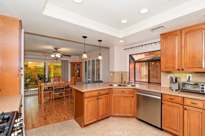 1954 Driftstone Drive, Glendora, California 91740