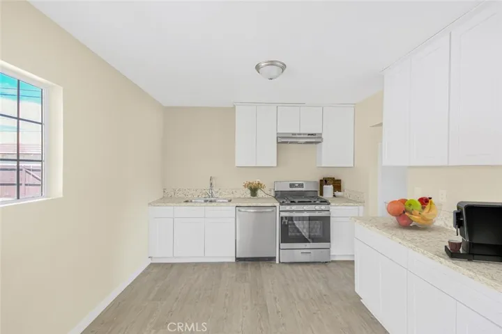 275 E Avenue P4, Palmdale, California 93550