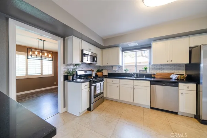 39969 Dyott Way, Palmdale, California 93551