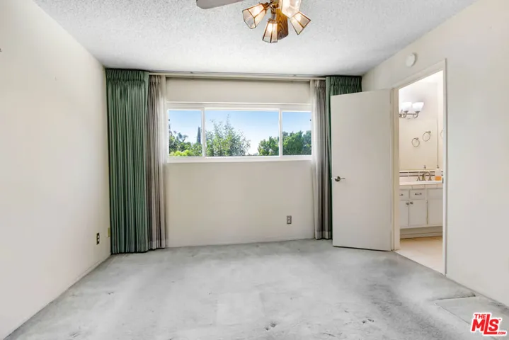 11111 Vanalden Avenue, Porter Ranch, California 91326
