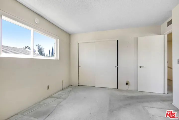 11111 Vanalden Avenue, Porter Ranch, California 91326
