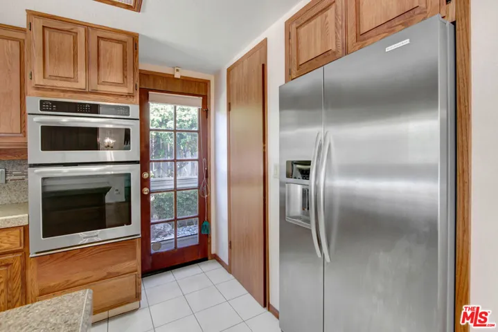 11111 Vanalden Avenue, Porter Ranch, California 91326