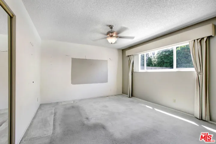 11111 Vanalden Avenue, Porter Ranch, California 91326