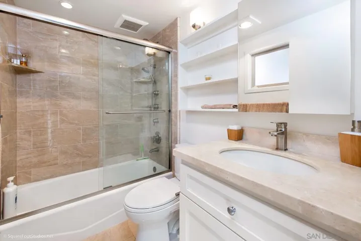 7209 Draper, La Jolla, California 92037