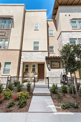 79 Hideaway Loop, Mission Viejo, California 92692