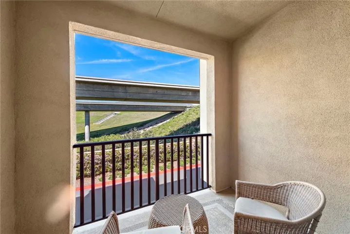79 Hideaway Loop, Mission Viejo, California 92692