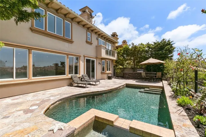21 Vista Sole Street, Dana Point, California 92629