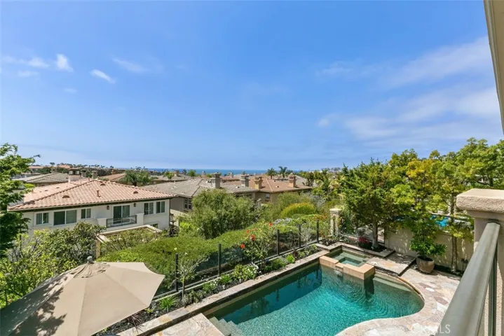21 Vista Sole Street, Dana Point, California 92629