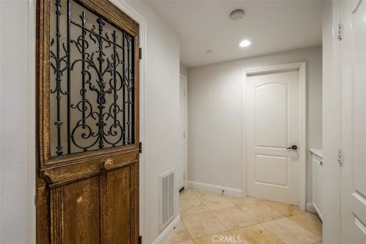 21 Vista Sole Street, Dana Point, California 92629