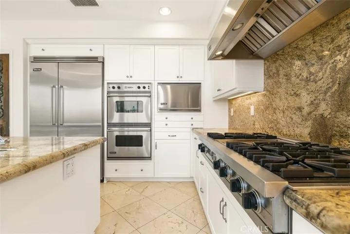21 Vista Sole Street, Dana Point, California 92629