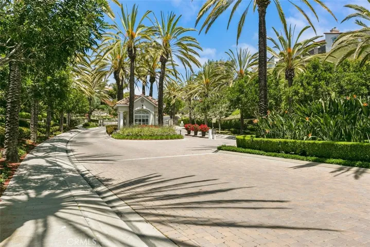 21 Vista Sole Street, Dana Point, California 92629