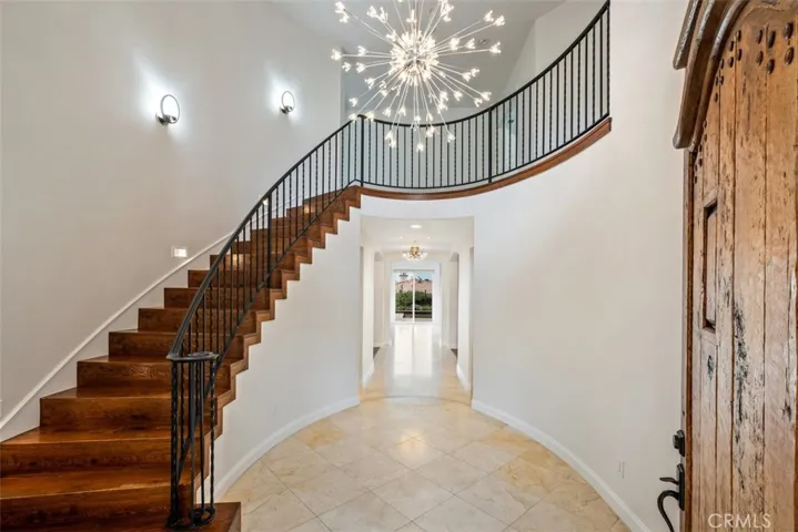 21 Vista Sole Street, Dana Point, California 92629