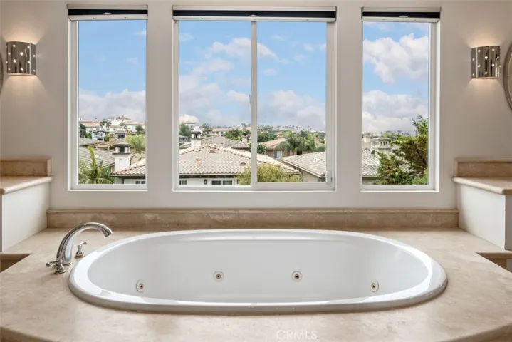 21 Vista Sole Street, Dana Point, California 92629