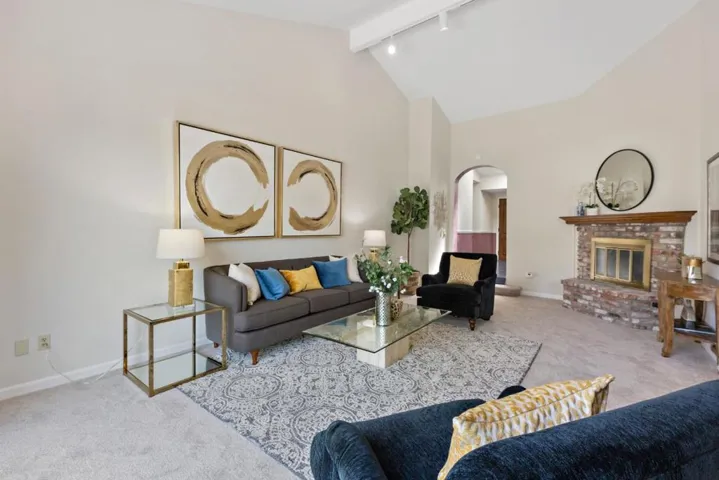 17 Pinehurst Lane, Half Moon Bay, California 94019