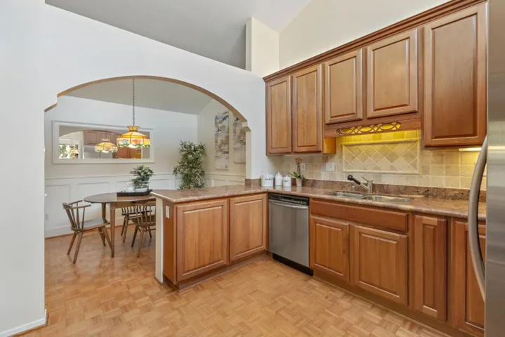 17 Pinehurst Lane, Half Moon Bay, California 94019