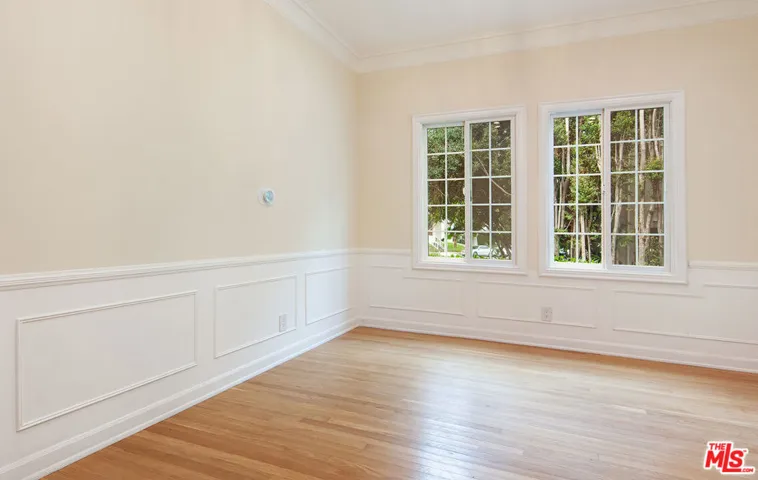 422 Smithwood Drive A, Beverly Hills, California 90212