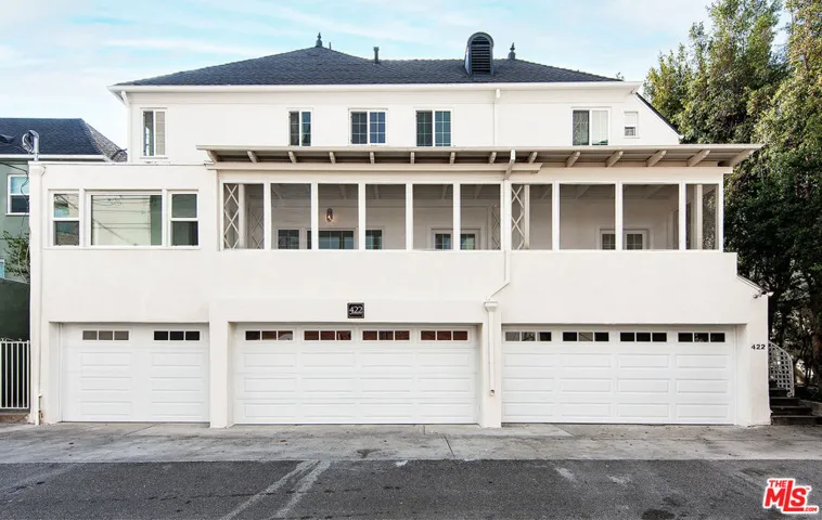 422 Smithwood Drive A, Beverly Hills, California 90212